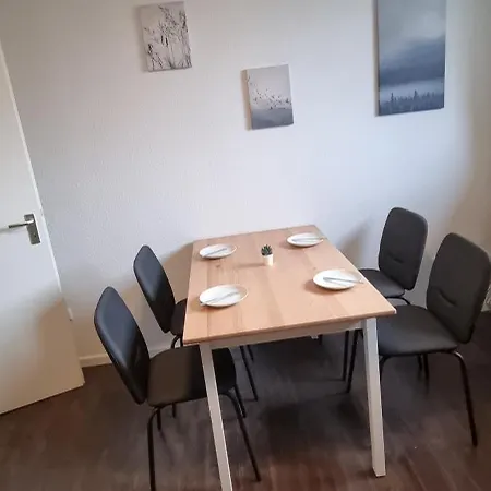 3-bett Im Boardinghaus Elisabeth ディンスラーケン